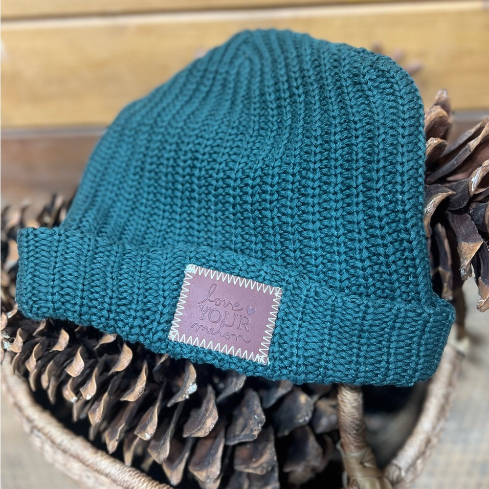 Love Your Melon x Star Wars Lucasfilm Hunter Green Knit Cuffed Beanie Hat 🍂